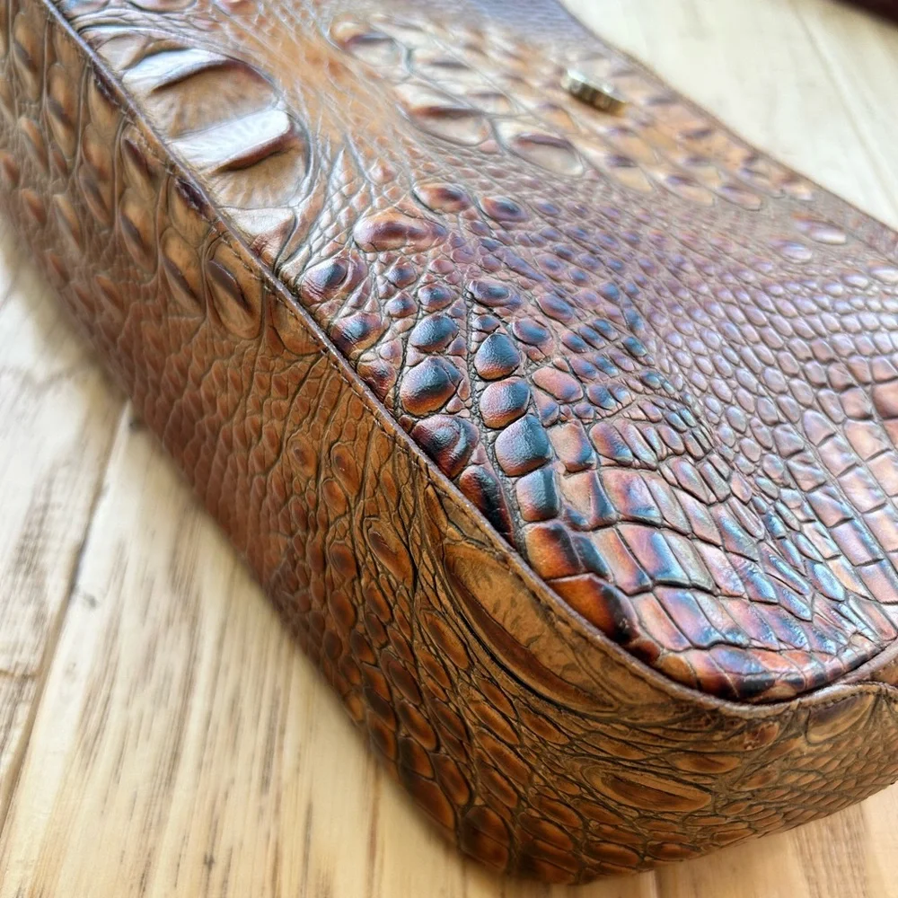 Brahmin Croc Shoulder Crossbody Bag Brown with Hang Tag Zipper Closure - Picture 4 of 6
